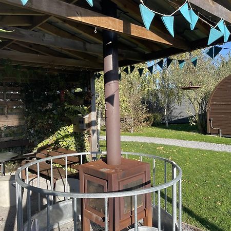 The Little Hide - Adult Only Camping Pods Wigginton  Zewnętrze zdjęcie