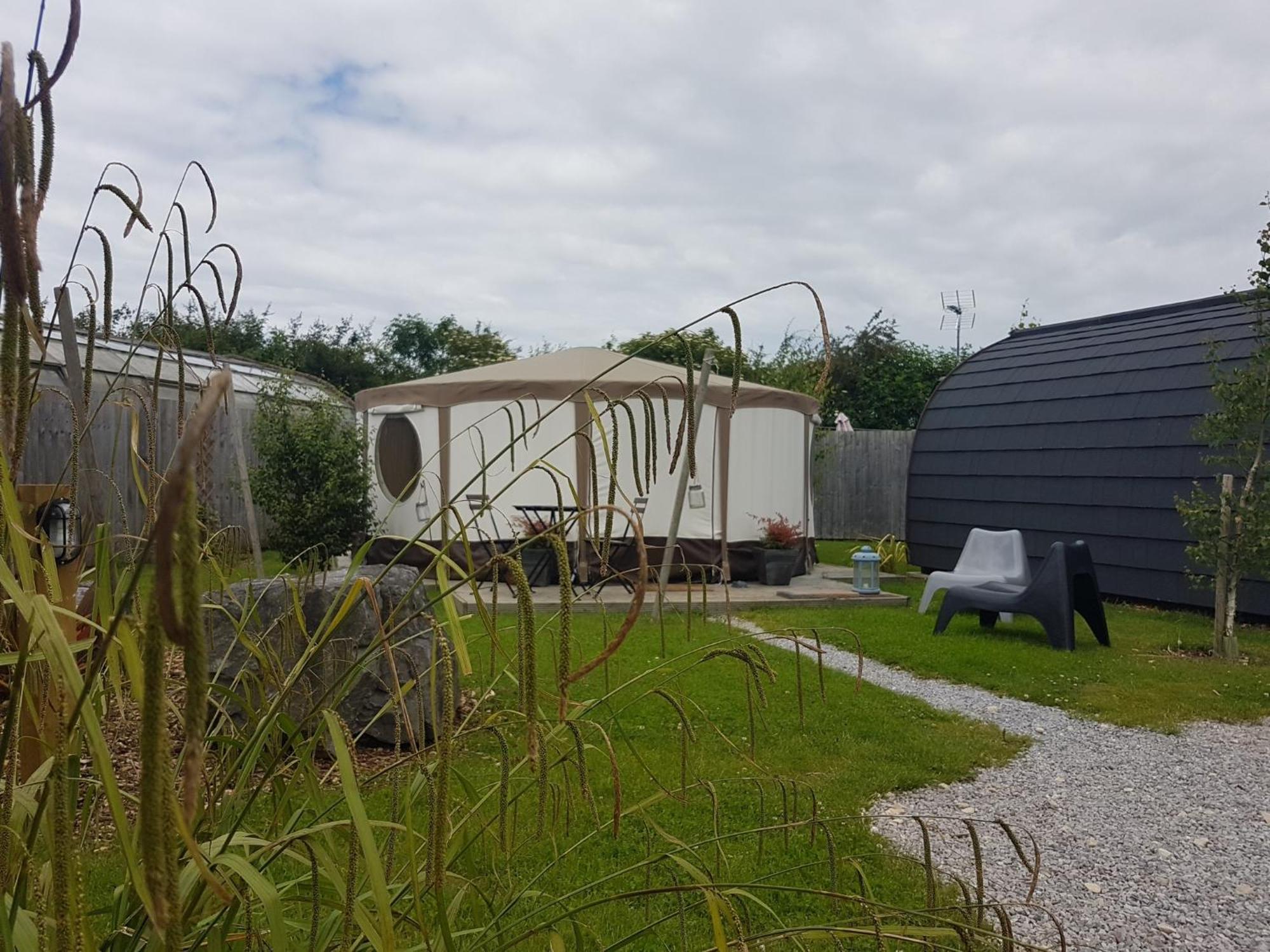 The Little Hide - Adult Only Camping Pods Wigginton  Zewnętrze zdjęcie