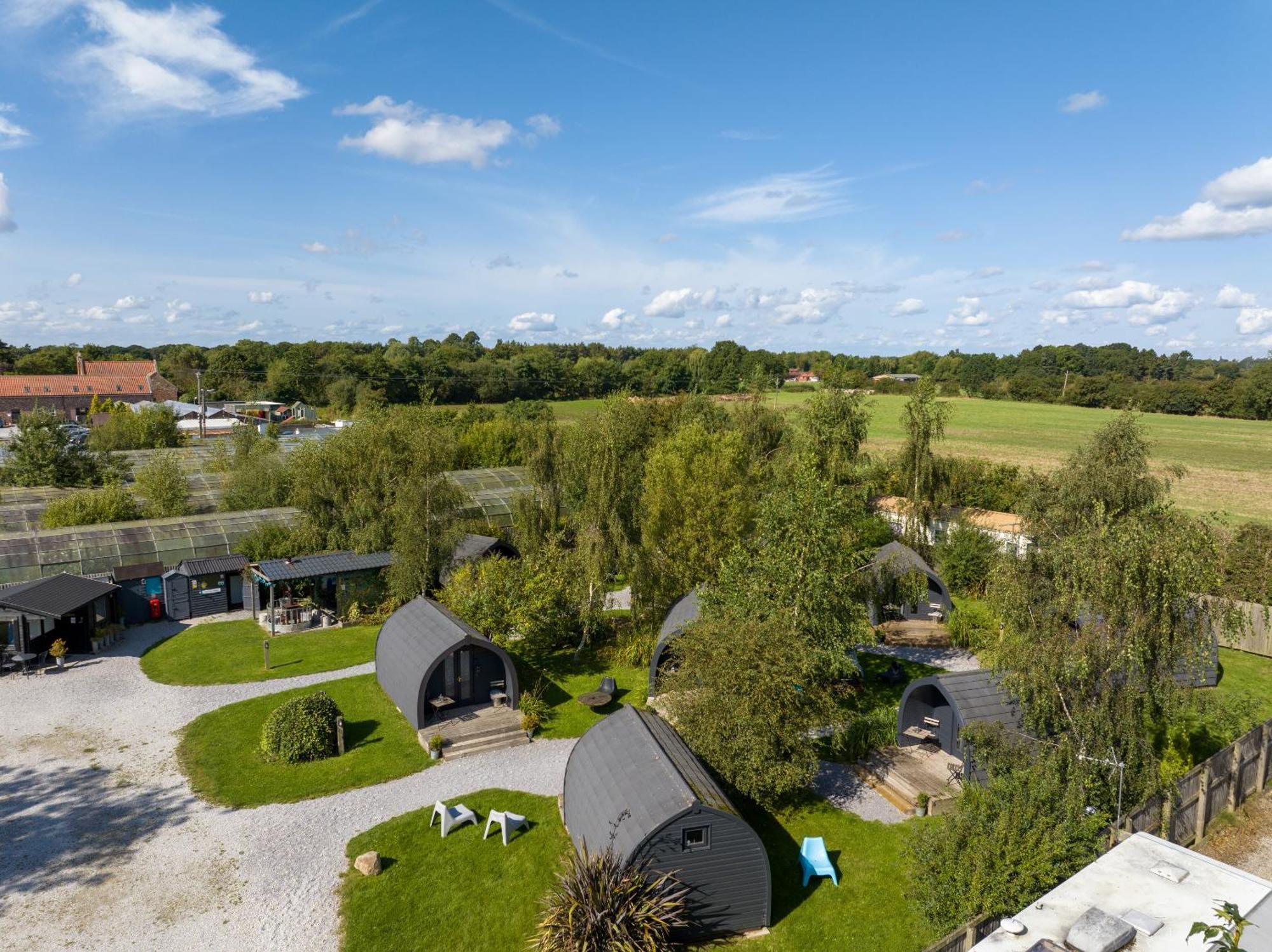 The Little Hide - Adult Only Camping Pods Wigginton  Zewnętrze zdjęcie