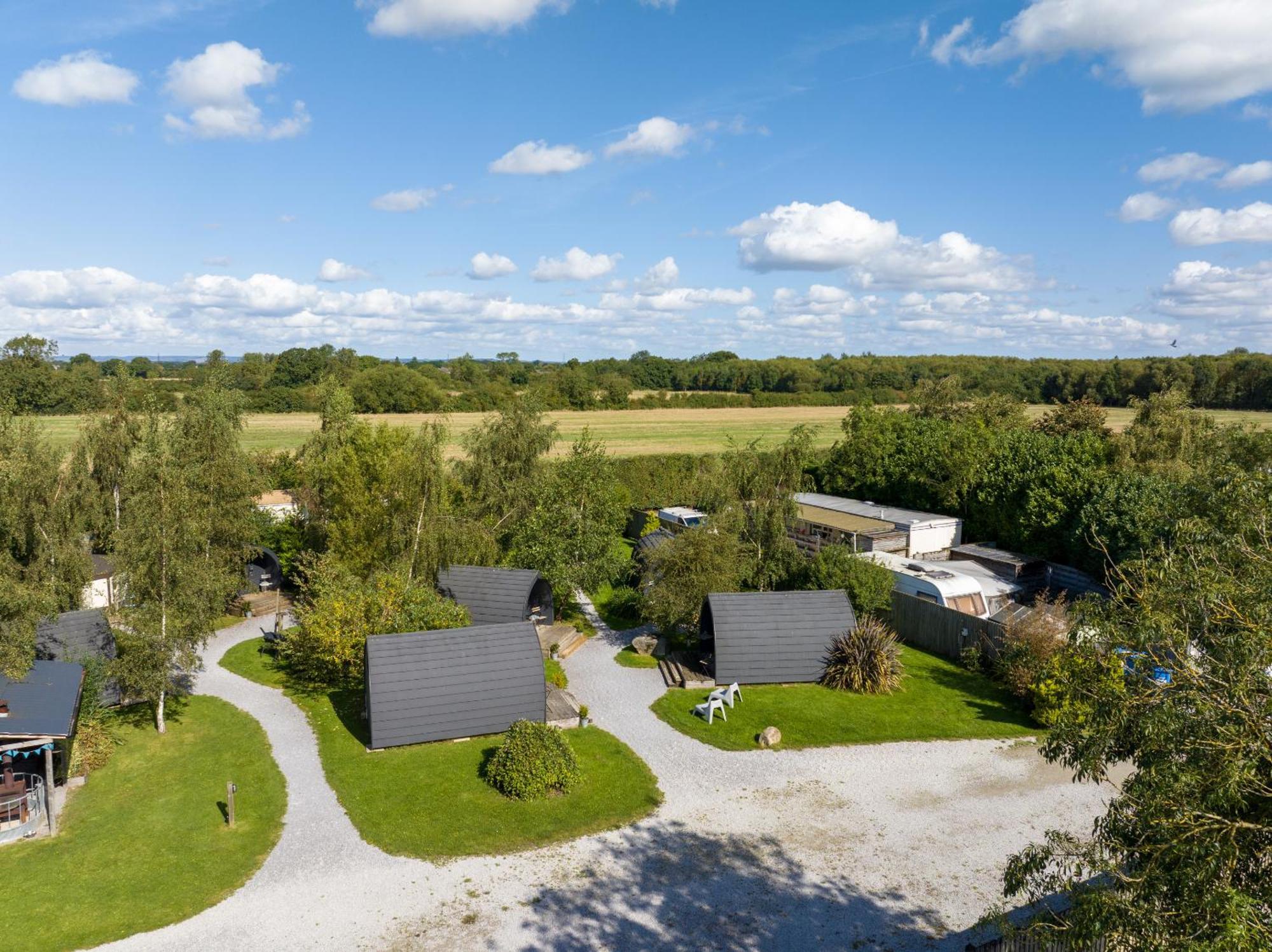 The Little Hide - Adult Only Camping Pods Wigginton  Zewnętrze zdjęcie